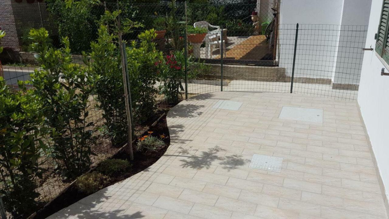App Sul Lungomare Lägenhet San Benedetto del Tronto Exteriör bild